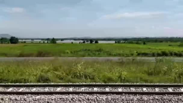 Paisagem da paisagem ferroviária na Tailândia. — Vídeo de Stock