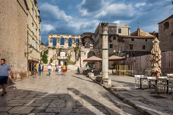 Split Croazia Giugno 2020 Porta Argento Ingresso Est Del Palazzo — Foto Stock