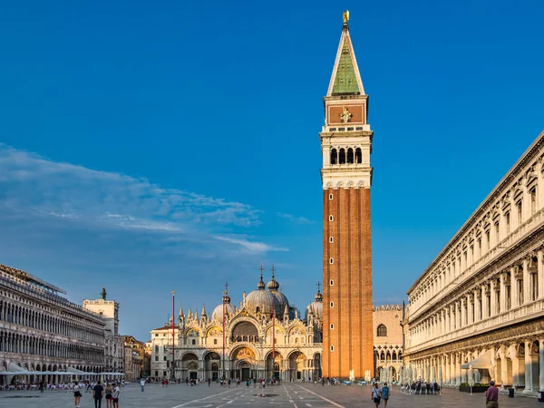 Venecia Italia Junio 2020 Plaza San Marco Con Campanario Basílica —  Fotos de Stock
