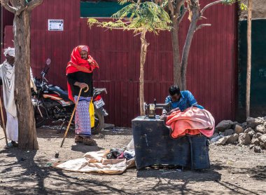 Lalibela, Etiyopya - 12 Şubat 2020: Etiyopya halkı Lalibela 'dan Gheralta' ya, Tigray Kuzey Etiyopya, Afrika 'da görüldü