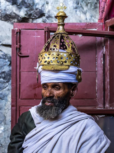 Lalibela Etiopía Febrero 2020 Sacerdote Etíope Famoso Monasterio Neakuto Leab — Foto de Stock