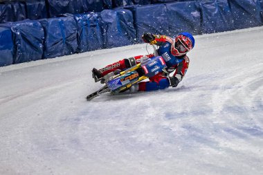Inzell, Almanya - 16 Mart 2019 Dünya Buz Pisti Şampiyonası. Spor, bir düşüşten sonra spor sahalarına geri dönüyor