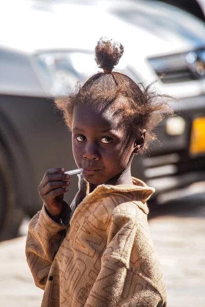 Opuwo Namibia Jul 2019 Ungt Oidentifierat Himba Spädbarn Himba Stam — Stockfoto