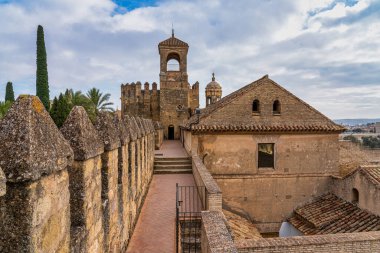 Cordoba, İspanya - 31 Ekim 2019: Alcazar de los Reyes Cristianos, Endülüs 'ün Hristiyan hükümdarları Alcazar