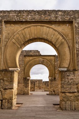 Cordoba, İspanya - 01 Kasım 2019: Medina Azahara Sarayı, 936 yılında Abderraman III.