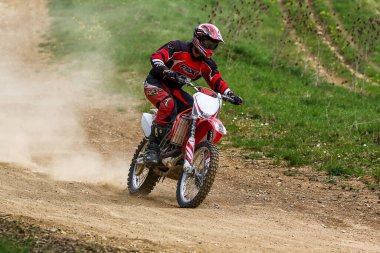 Warching, Almanya - 29 Haziran 2020 Motocross eğitimi
