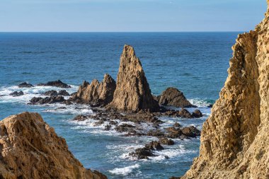 Cabo de Gata Nijar parkında bulunan Sirens Resifi, İspanya 'da Almerya