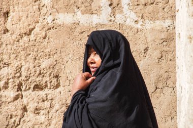 Rissani, Fas - 18 Ekim 2019: Fas, Afrika 'daki Rissani Kasbah' daki insanlar