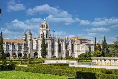 Hieronymites Manastırı, Mosteiro dos Jeronimos Lizbon Portekiz 'dedir. Lizbon 'un en önemli anıtı kabul ediliyor ve UNESCO tarafından Dünya Mirası Bölgesi olarak sınıflandırılıyor..