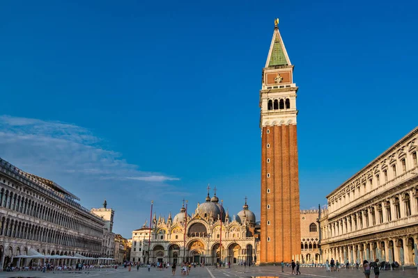 Venecia Italia Junio 2020 Plaza San Marco Con Campanario Basílica —  Fotos de Stock
