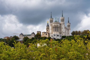 Notre-Dame Fourviere Bazilikası, La Basilique Notre Dame de Fourviere Lyon, Fransa, Avrupa