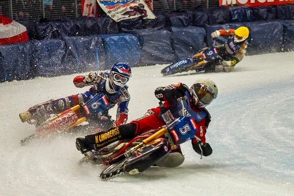 Inzell ドイツ 2019年3月16日 World Ice Speedway Championship スポーツは衰退した後にスポーツアリーナに戻ります — ストック写真