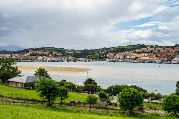 スペインのSan Vincente Barqueraの美しい風景 スペインの北海岸 ビスケー湾 — ストック写真