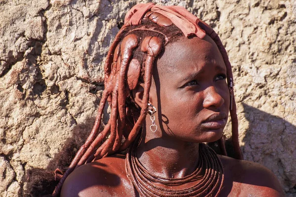 Opuwo Namibia Jul 2019 Unidentified Himba Woman Typical Necklace Hairstyle — Stock Photo, Image