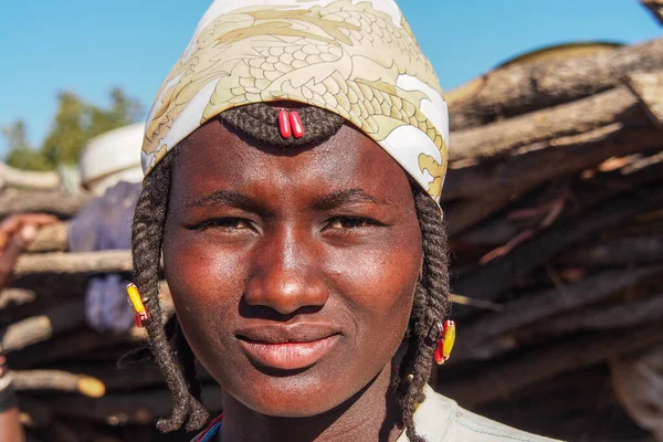 Opuwo Namibië Jul 2019 Unidentified Himba Vrouw Met Typische Ketting — Stockfoto