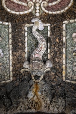 Dianatempel 'in Münih' teki Hofgarten Parkı 'nda. Diana Pavyonu ve Münih ve Odeonsplatz 'ın bitişiğindeki Hofgarten arazisi..