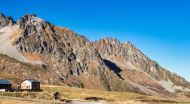 Col de la Madeleine 2000 m yükseklikte Rhone Alplerinde, Fransa
