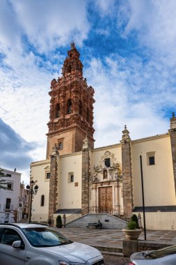 Aziz Michael 'ın çan kulesi, San Miguel Jerez de los Caballeros, Badajoz ili, İspanya Extremadura