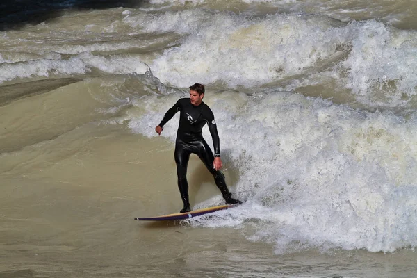 Munique Alemanha Outubro 2018 Surfista Rio Cidade Munique Famosa Por — Fotografia de Stock