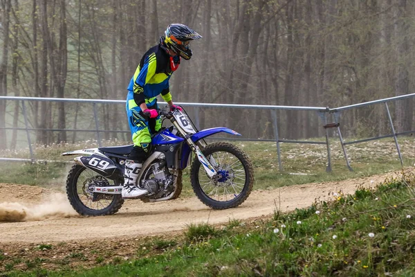 Warching, Almanya - 29 Haziran 2019 Motocross eğitimi