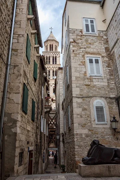 Diocleciano Palácio Ruínas Torre Sineira Catedral Split Dalmácia Croácia — Fotografia de Stock