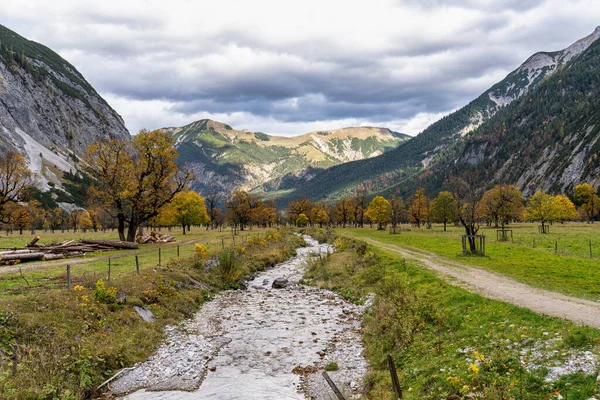Podzimní Pohled Javory Ahornbodenu Karwendelovy Hory Tyrolsko Rakousko — Stock fotografie