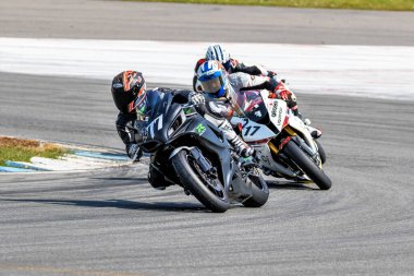 Hockenheim, Almanya - 27 Haziran 2019: Baden-Wurttemberg yarış merkezinde ya da Hockenheimring 'de motosiklet yarışı, Hockenheim şehrinde insanlar için bir yarış pisti