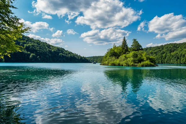 Prachtig Landschap Het Nationaal Park Plitvice Meren Kroatië Een Van — Stockfoto