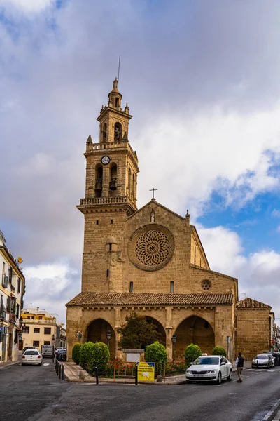 科尔多瓦 西班牙 2019年10月31日 西班牙安达卢西亚科尔多瓦的圣洛伦佐教堂 它建于1244年至1300年之间 是罗马式建筑和哥特式建筑之间的过渡风格 — 图库照片