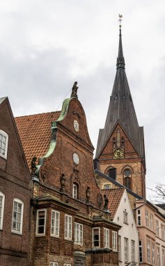Flensburg Almanya 'nın kuzeyinde Schleswig Holstein eyâletinde, ünlü St. Mary Kilisesi' nin simgesi.