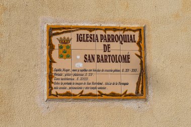 San Bartolome kilisesi olan küçük bir köy. İspanya 'da Extremadura.