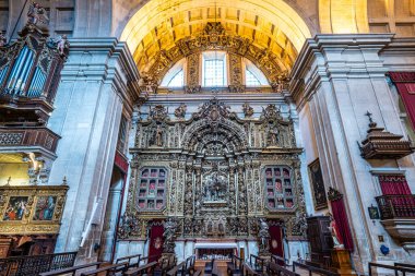 Coimbra, Portekiz - 14 Aralık 2025: Yeni Coimbra Katedrali, Se Nova de Coimbra in, Portekiz. 1543 'te şehirde kurulan Coimbra Cizvit Formasyon Evi' nin önceki bölümlerinde...