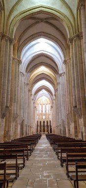 Alcobaca, Portekiz - Mar 08, 2025: Alcobaca manastırı, Mosteiro de Santa Maria de Alcobaca Portekiz, Avrupa 'da bulunan Orta Çağ Katolik Manastırı.