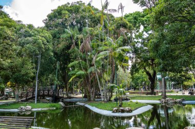 Brezilya 'nın Para Eyaleti Belem şehrinde Batista Campos uygulaması. Mahallede aynı isimde bir meydan var. Turistik ilgi, Fransız mimarisinin orkestra tezgahıdır.