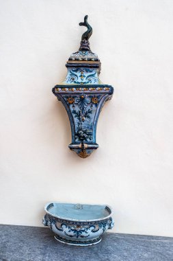 Mafra, Portekiz - 11 Nisan 2025: Mafra Ulusal Sarayı, Manastır ve Bazilika. Fransisken Dini Düzeni. Portekiz, Lizbon 'un kuzeyindeki Mafra' da barok mimarisi.