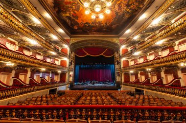 Belem, Brezilya - 12 Aralık 2025: The Theatro da Paz, Barış Tiyatrosu Belem, Para, Brezilya. Amazon 'da kauçuğun altın çağı içinde neoklasik mimari çizgiler üzerine inşa edildi.