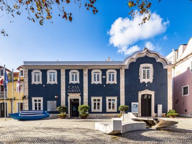 Casa da Baia (Portekizce: Casa da Baia), Portekiz 'in Setubal şehrinde 18. yüzyıla ait bir binadır. Turizm ve Tanıtım Merkezi.
