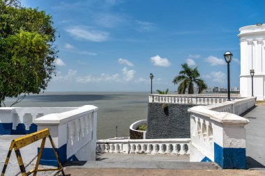 Sao Marcos Plajı, Baia de Sao Marcos Brezilya 'nın Sao Luis MA şehrinde.