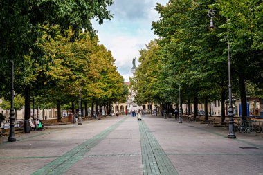 Pamplona, İspanya - 09 Ekim 2025: İspanya 'nın Avrupa kenti Pamplona, Navarre' da sokak yaşamı