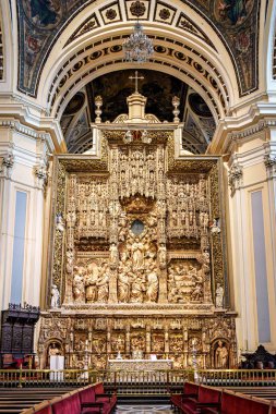 Zaragoza, İspanya - 24 Ekim 2025: Pilar Hanımefendisi Katedral Bazilikası, Zaragoza, İspanya, Avrupa