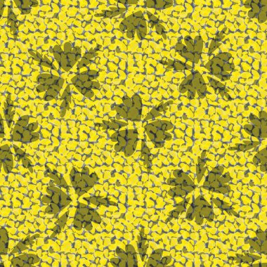 Sahte deri ve çiçek desenli vektör arkaplanı. Sarı gri harmanlanmış, saydam hayvan baskısı ve taç yapraklarıyla arka plan. Paketleme veya kumaş için tüm baskıyı boyarız