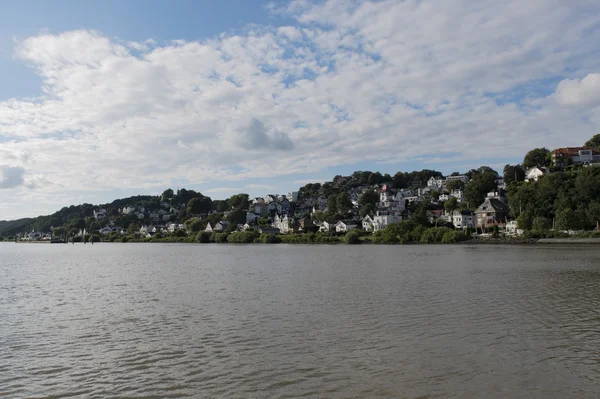 Elbe 'nin Blankenese manzarası — Stok fotoğraf
