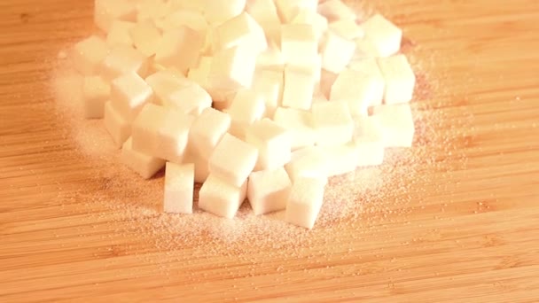 Pilha Cubos Açúcar Girando Uma Plataforma Giratória — Vídeo de Stock