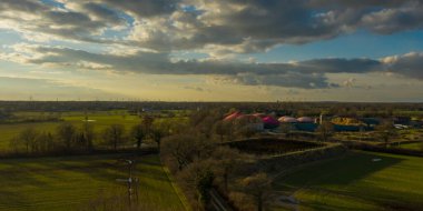 Hava perspektifinden insansız hava aracı ile alınan biyogaz santrali.