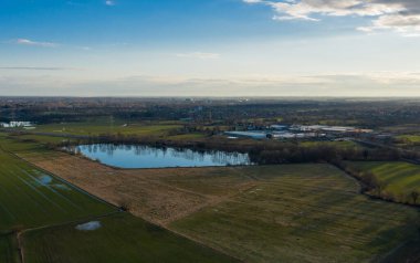 İnsansız hava araçları Hamburg 'daki çeşitli tarımsal alanlara bakıyor.