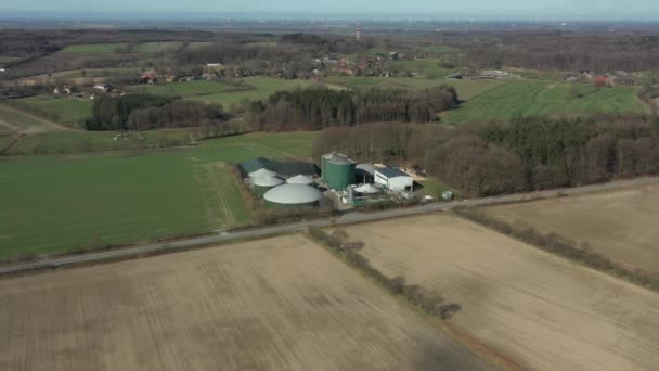 Biogas Tanaman Dari Perspektif Udara Diambil Dengan Drone — Stok Video
