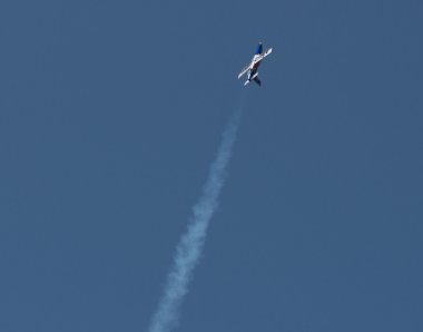 Red Bull uzak jetler hava gösterisi