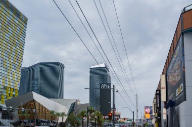 Las Vegas, Nevada 15 Kasım 2025 Las Vegas Bulvarı üzerindeki şehir merkezi ve cadde