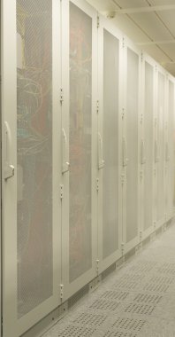 Serverrack veri merkezi