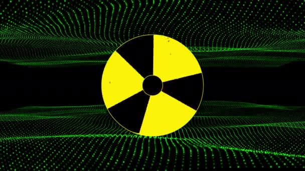 Avertissement zone radioactive en icône triangle isolé sur fond noir en vidéo 4k. — Video